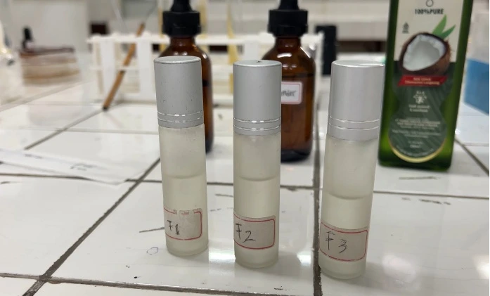 One of the tests conducted by UNAIR vocational students (Photo: Research Team Documentation)