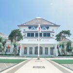 Kinerja Menguat, UNAIR Pertahankan Posisi Teratas Nasional dalam International Outlook THE WUR 2027 