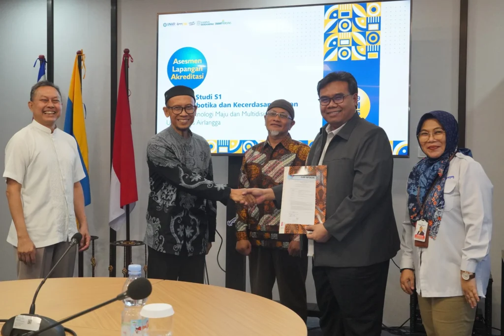 Penandatangan dokumen asesmen lapangan