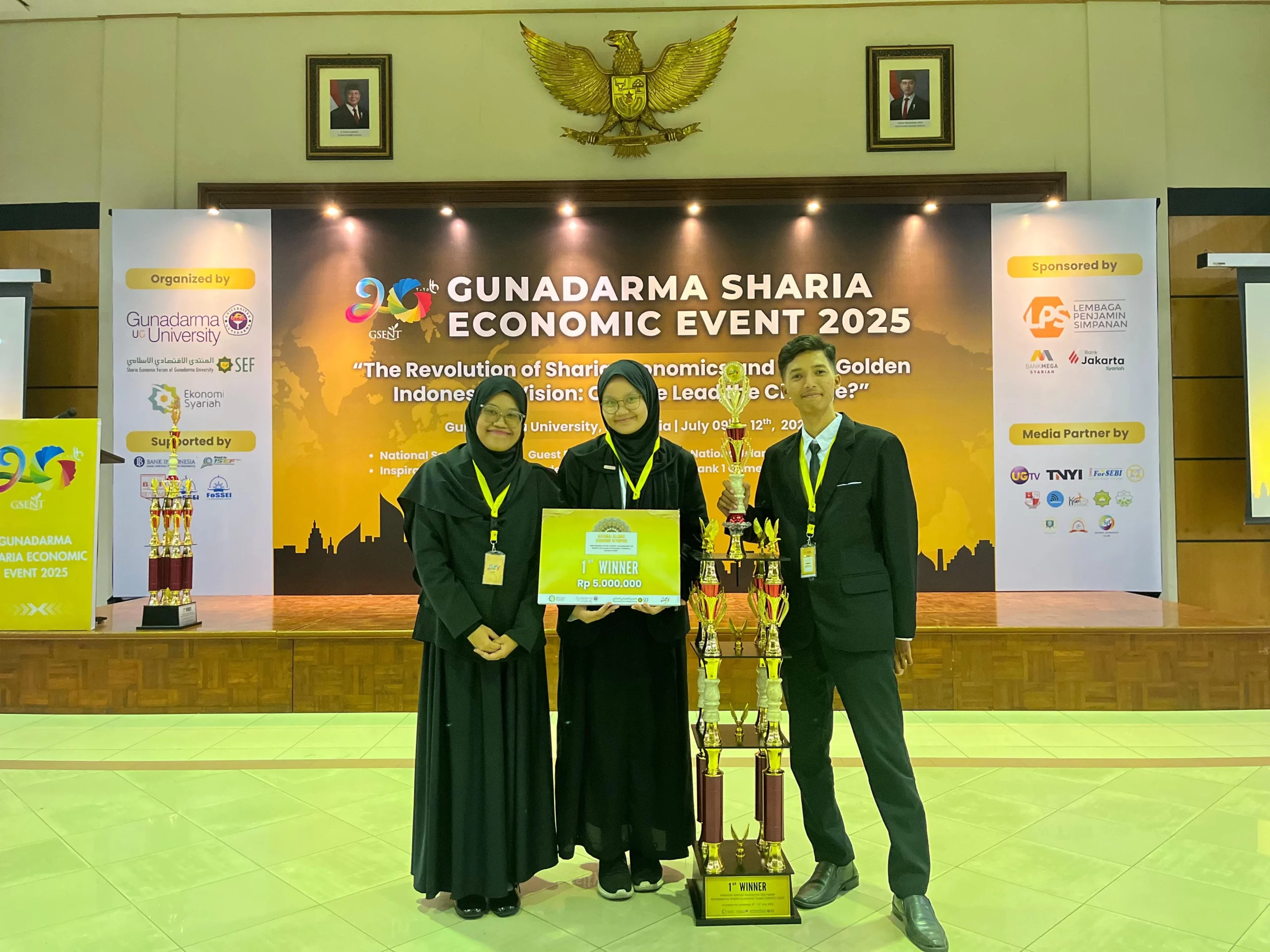 Dokumentasi ADA Tim dalam National Islamic Economic Olympiad GSENT 2025. (Foto: Pribadi)