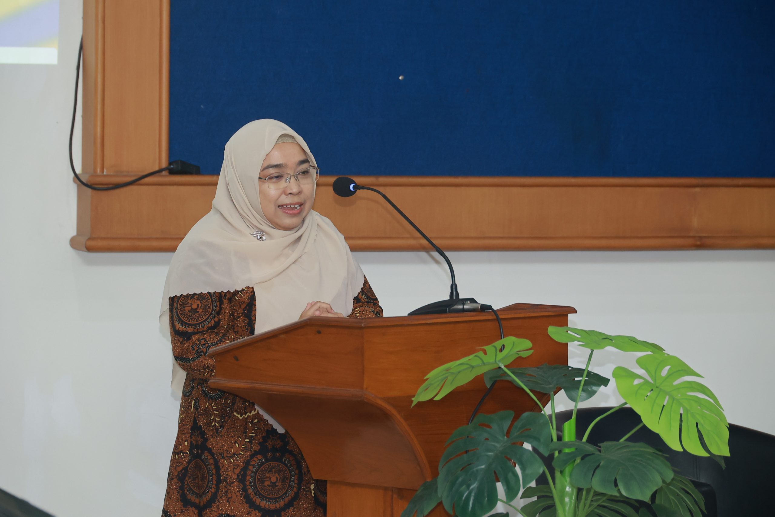 Wakil Dekan III FST Prof Dr Fatmawati MSi. (Foto: PKIP UNAIR)