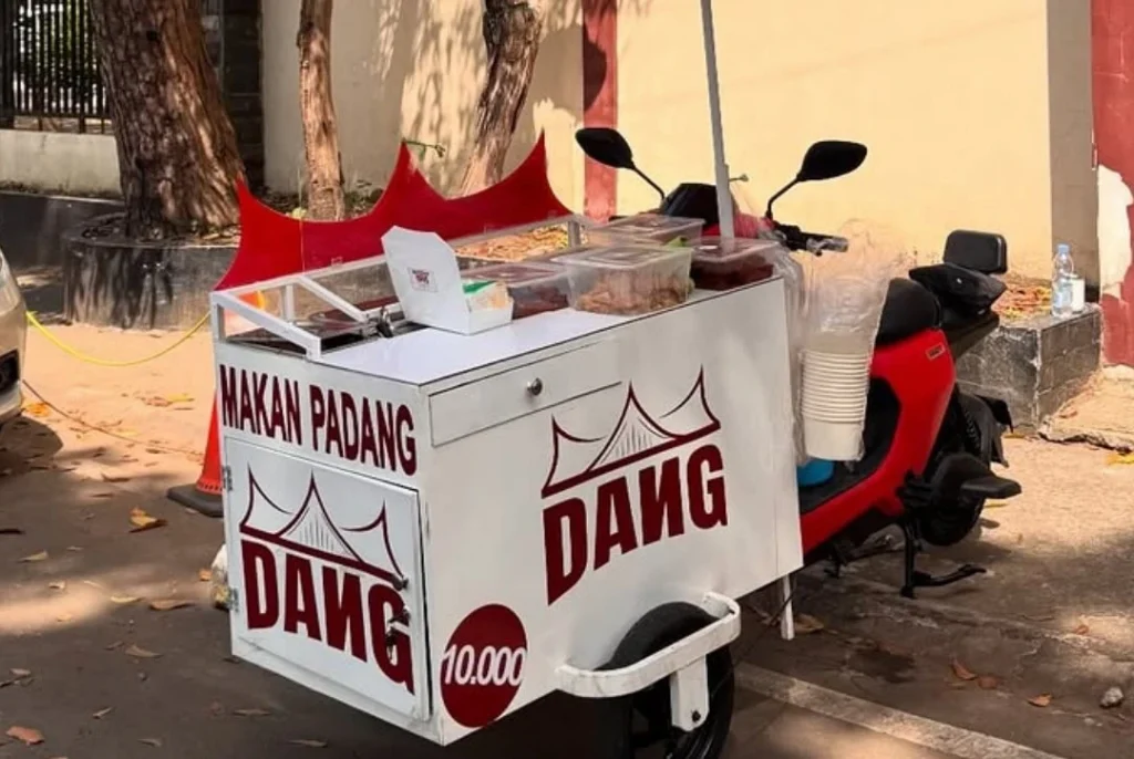 The viral trend of mobile Padang cuisine (Photo: jktcreativemedia)