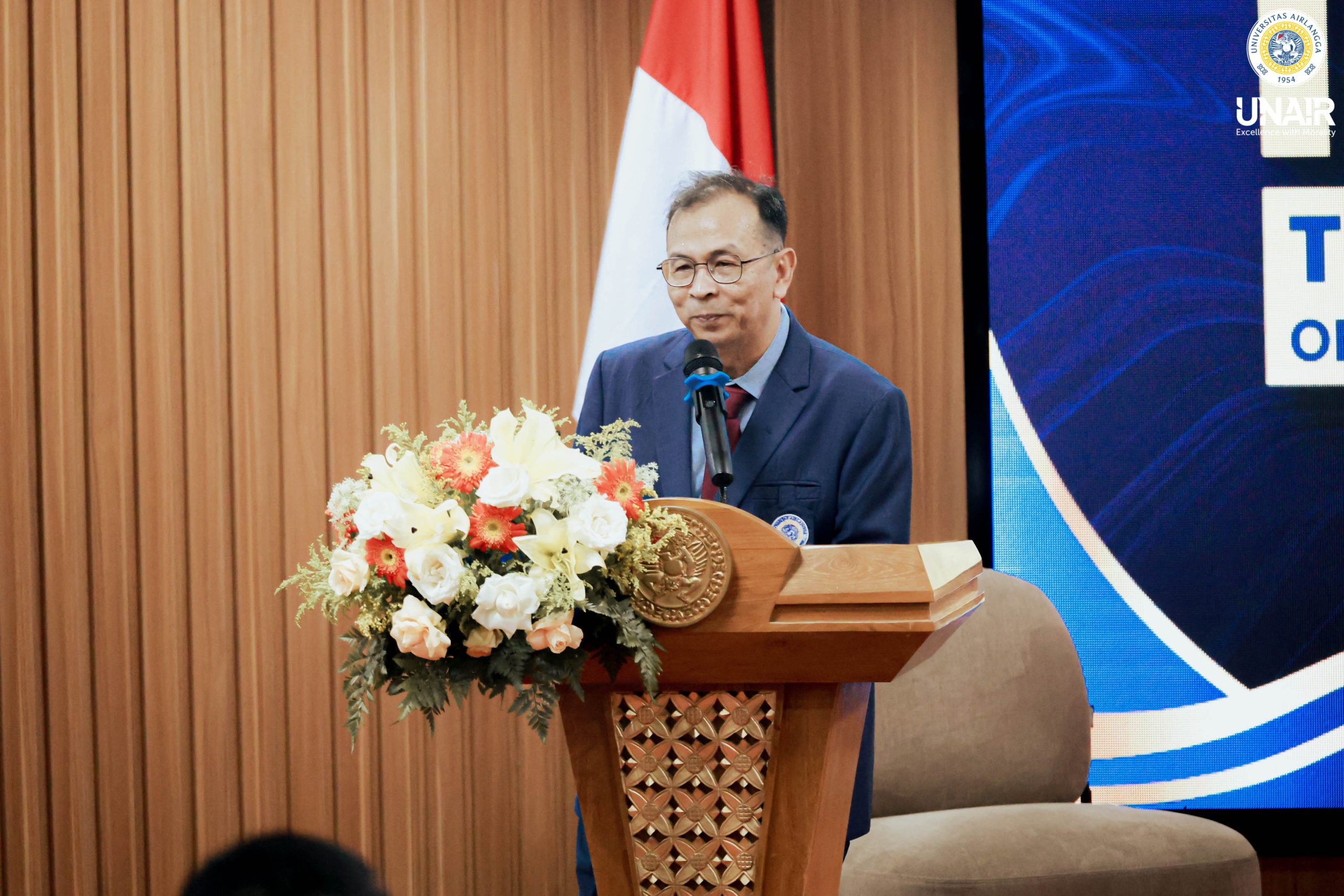 UNAIR Rector Prof. Dr. Muhammad Madyan, SE, M.Si, M.Fin delivers opening remarks. (Photo: UNAIR PR)