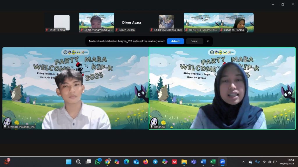 Ketua AUBMO, Rimanda Dwi Prabaningrum saat welcome party untuk mahasiswa baru penerima beasiswa Kartu Indonesia Pintar Kuliah (KIP-K) pada Hari Jumat, (4/9/2025) secara daring melalui Zoom. (Foto: Penulis)