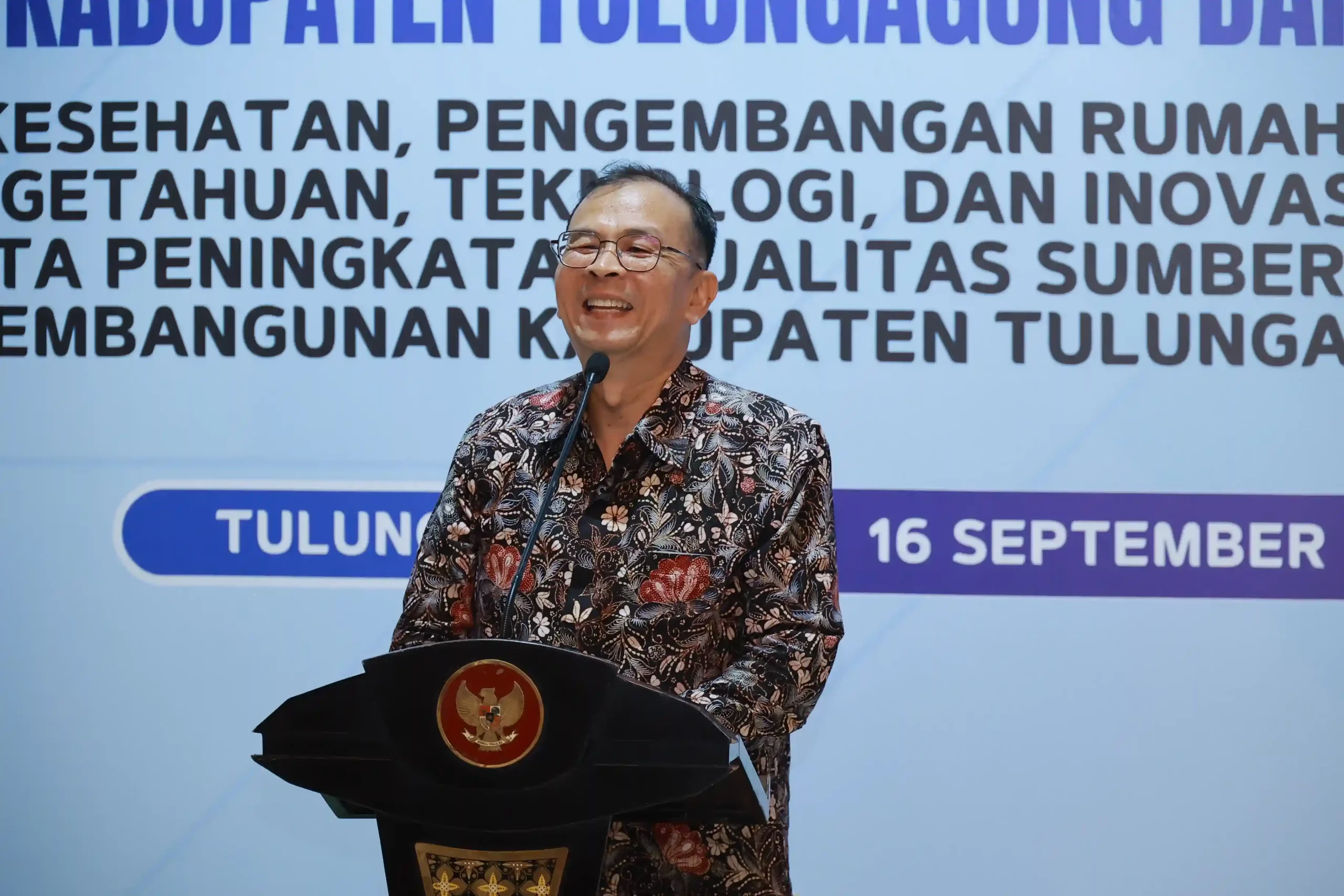 Rektor UNAIR Prof Dr Muhammad Madyan SE MSi MFin