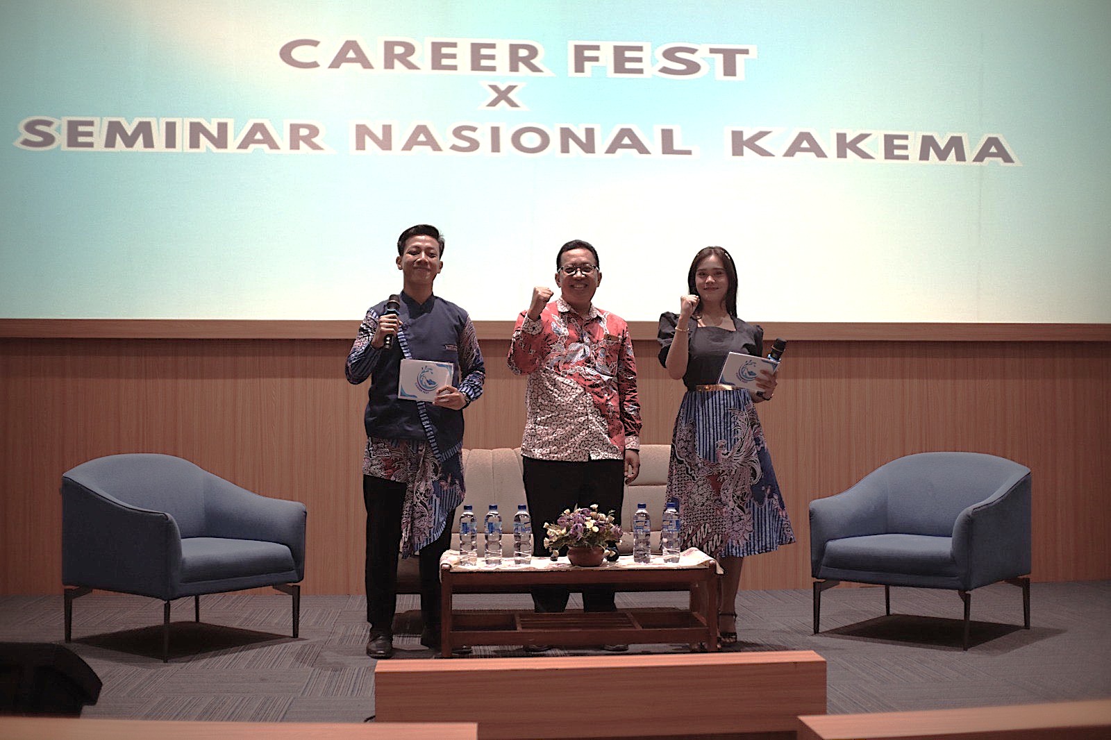Foto bersama Pemateri Teknologi Akuaponik pada Akuakultur/Budidaya Ikan, Prayogo S.Pi., M.P (Foto: Narasumber)