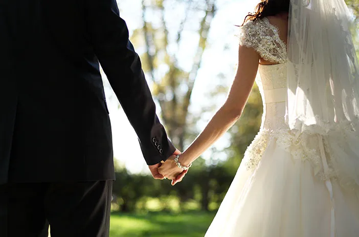 Ilustrasi Pernikahan (Sumber: Halodoc)