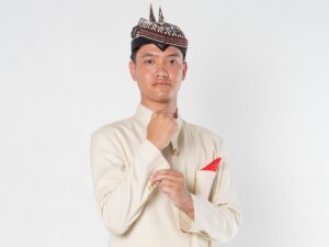 Jenar Gandhi Dewantoro, Mahasiswa FPK UNAIR sukses sabet gelar Cak Favorit Surabaya 2025 (Foto: Istimewa).