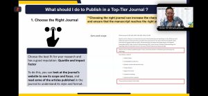 Presentation by Prof. dr. Muhammad Miftahussurur, M.Kes., Sp.PD-KGEH., FINASIM., Ph.D. (Photo: Ahmad Abid Zhahiruddin)