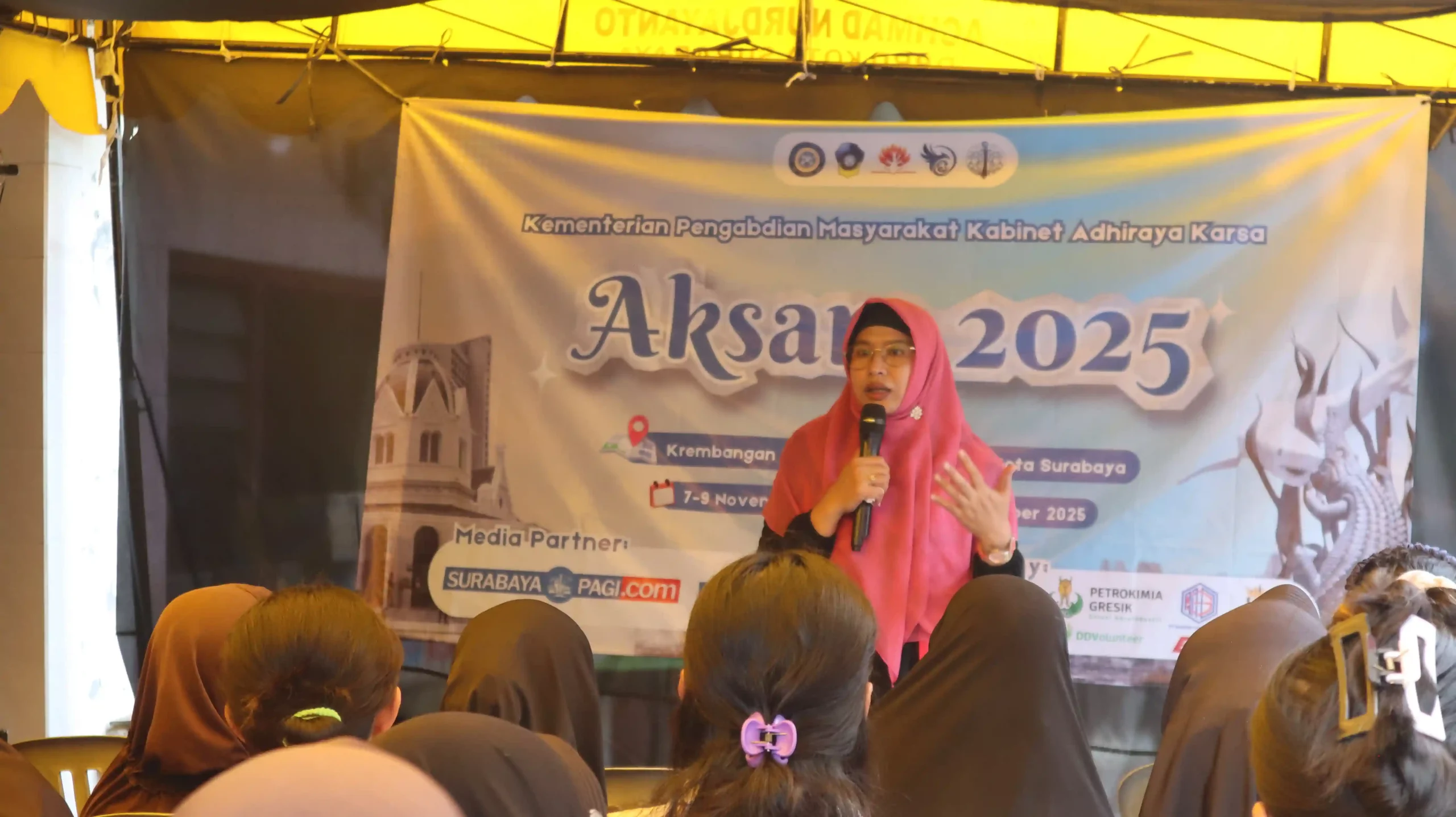 BEM UNAIR Hadirkan Edukasi, Kreativitas, dan Kebersamaan di Krembangan Utara Kota Surabaya