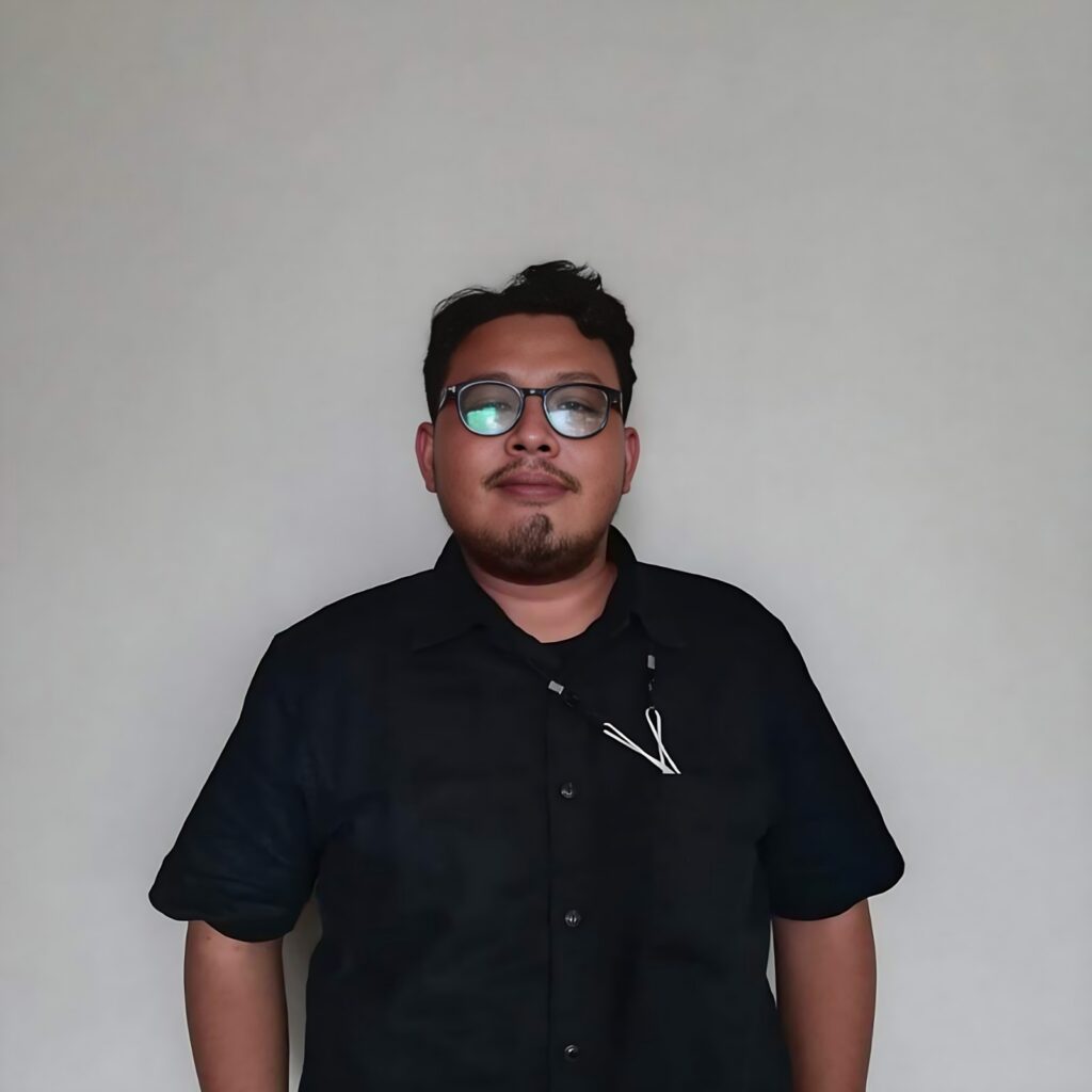 Wahyu Eka Styawan, a Psychology alumnus of Universitas Airlangga (UNAIR), currently serves as the Executive Director and Research Coordinator of the Indonesian Forum for the Environment (WALHI) East Java. (Photo: Provided by source)
