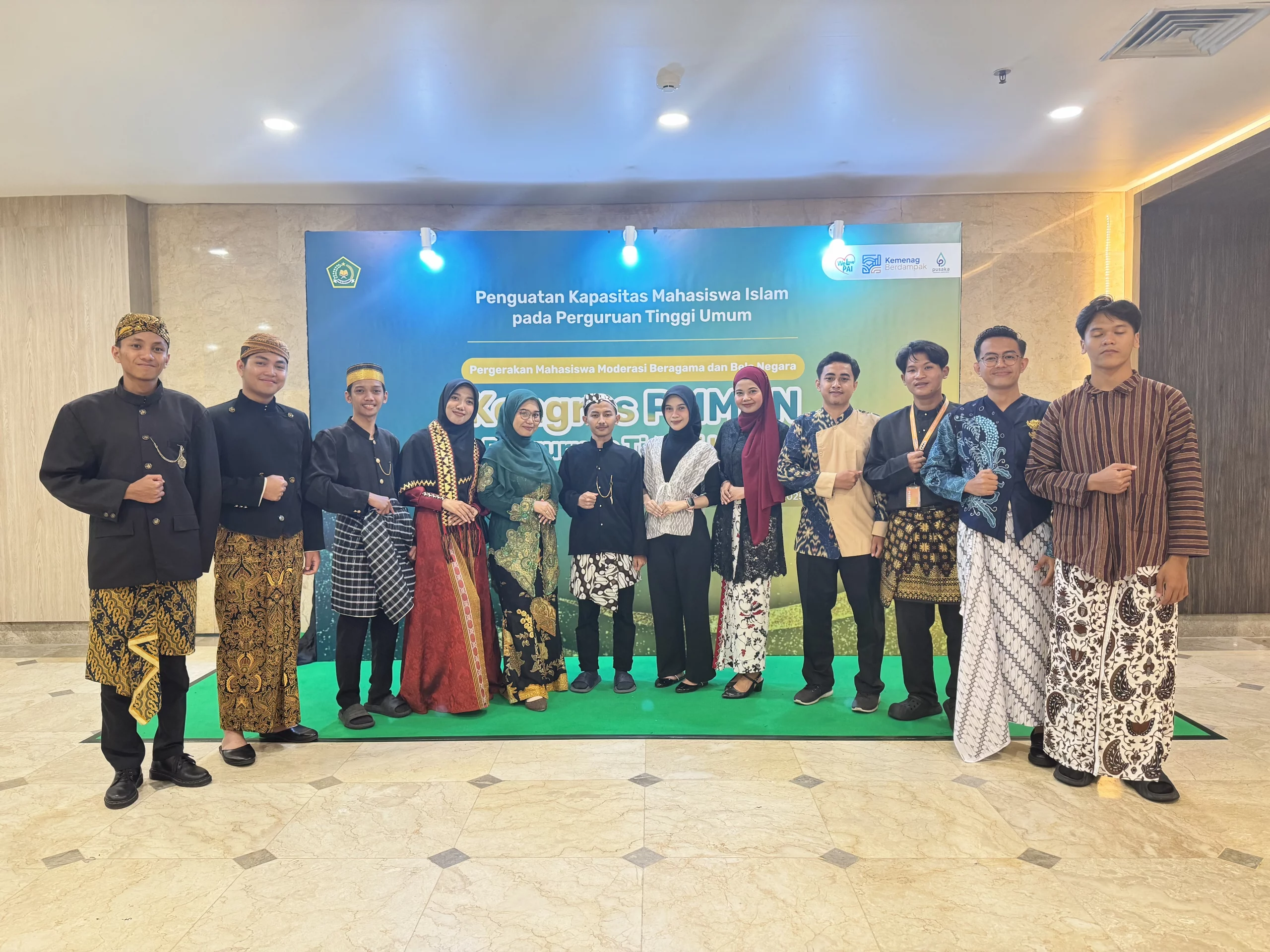 Nazilah Bersama dengan Mahasiswa PTN Indonesia di Acara Program Mahasiswa Moderasi Beragama dan Bela Negara (PMMBN) (Foto: Narasumber)