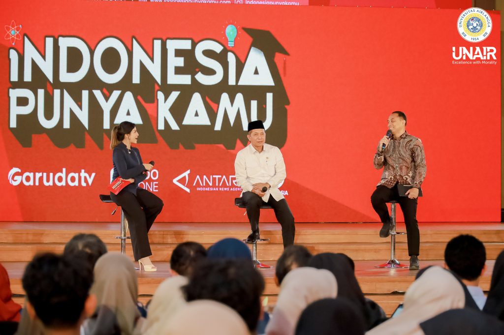 Diskusi interaktif mengenai implementasi Koperasi Merah Putih oleh Wali Kota Surabaya bersama Menteri Koperasi RI (Foto: PHMP UNAIR)