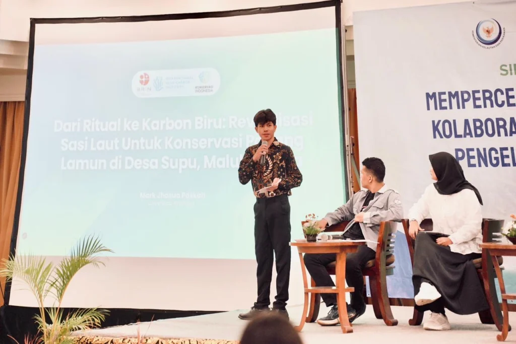 Mark Jhosua, a student from Faculty of Social and Political Sciences Universitas Airlangga, is selected as Indonesia’s representative at 249th ECS Meeting (Photo: Source)