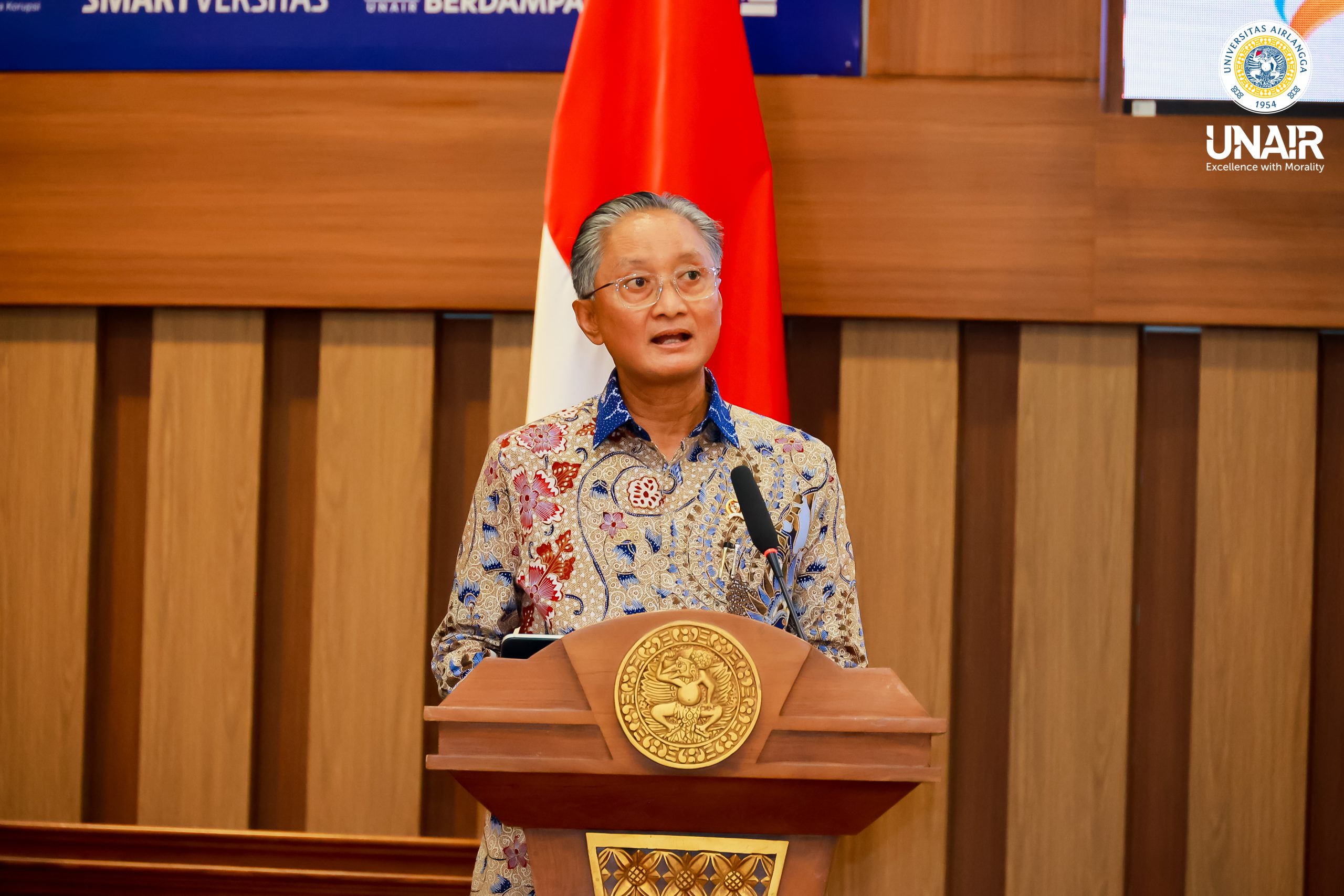 Menteri Pekerjaan Umum Ir Dody Hanggodo MPE saaat menyampaikan materi kuliah umum Jumat (14/11/2025)