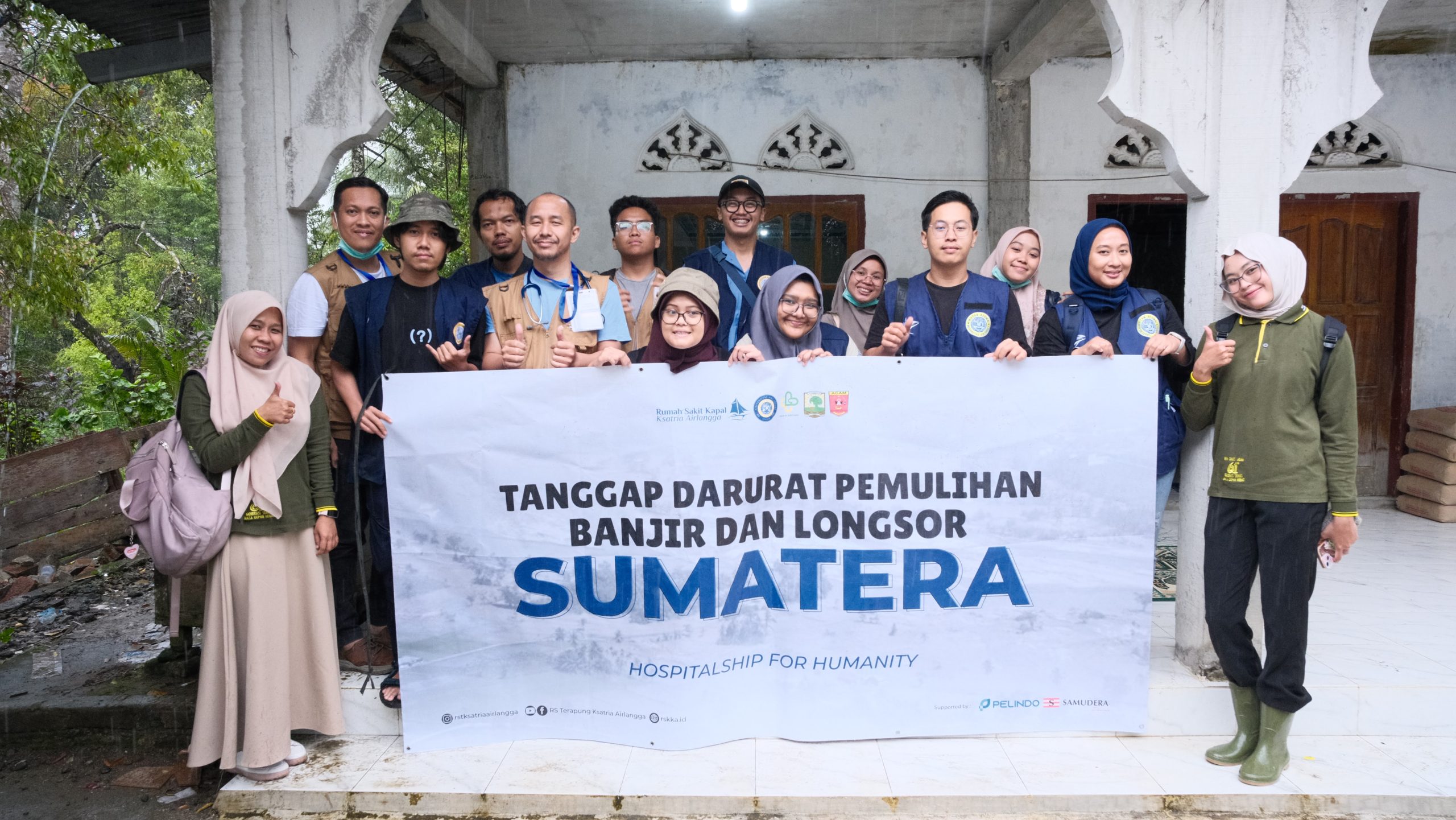 The RSKKA medical volunteer team arrives in the flood-affected Malalak Subdistrict, West Sumatra. (Photo: RSKKA Documentation Team)