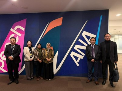 Kunjungan monitoring dan evaluasi mahasiswa internship di ANA Narita Airport Services