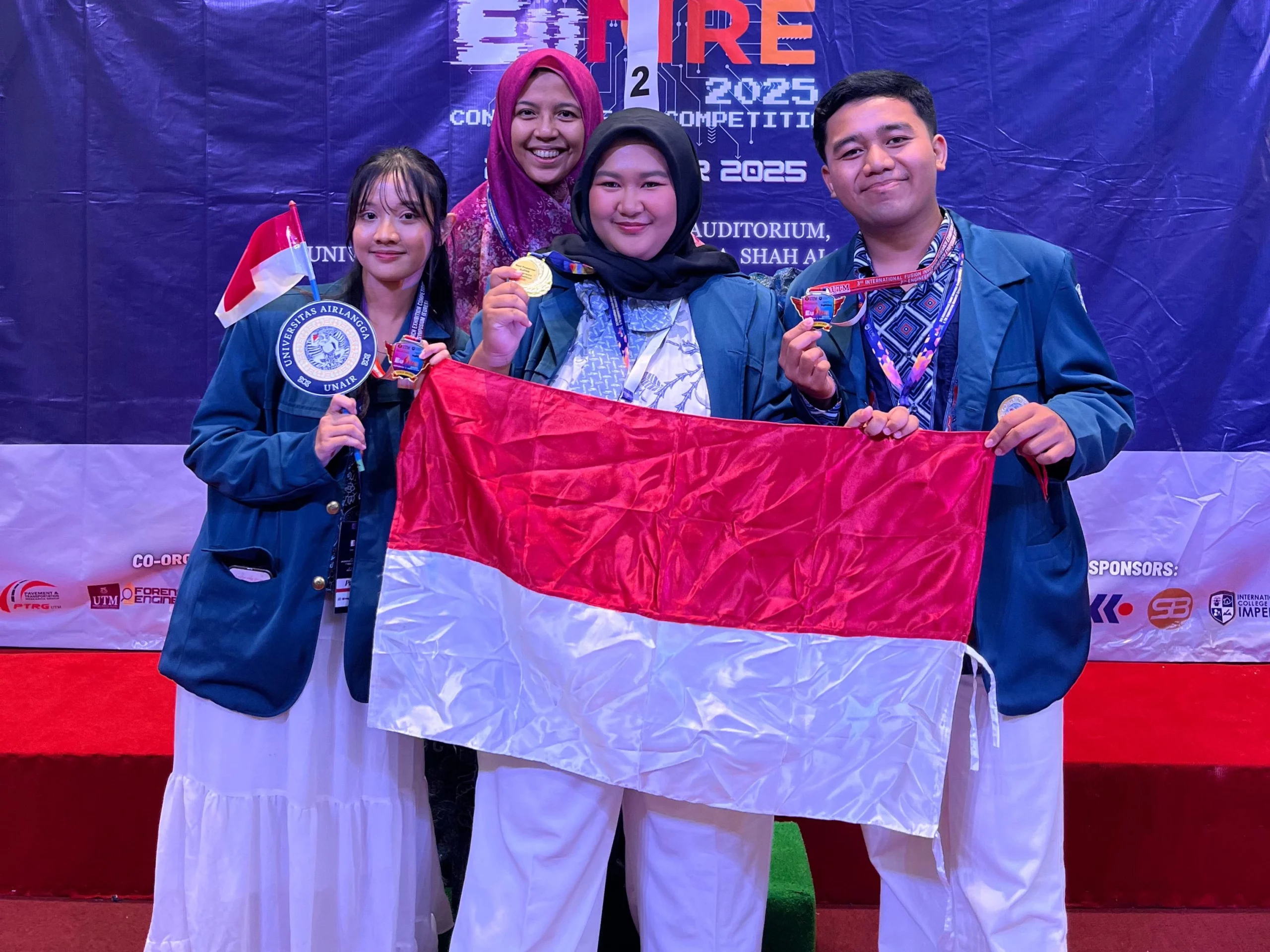 Tim UNAIR Sukses Meraih 2 Penghargaan di Ajang EuFire: International Fusion Invention Research Exhibition Competition 2025 (27/11/2025) (Dokumentasi: Narasumber)