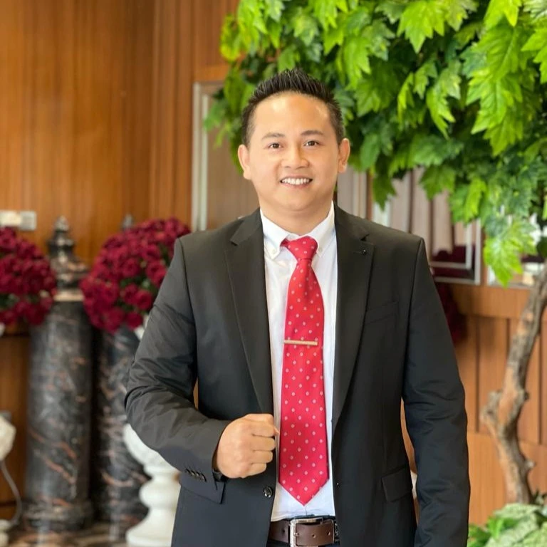 Dr Hendro Puspito SE MPSDM, alumni program PSDM Sekolah Pascasarjana UNAIR, Direktur Utama PT Sinergi Inti Mineral