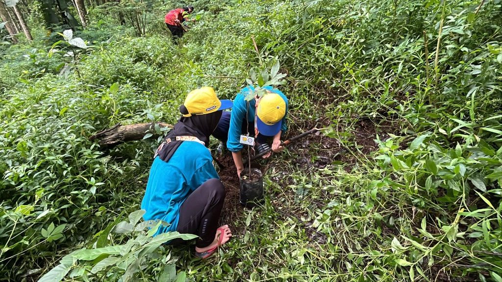Kegiatan berlangsung pada 11 Januari 2026 di pos dua lereng Gunung Penanggungan, Kabupaten Mojokerto, Jawa Timur.