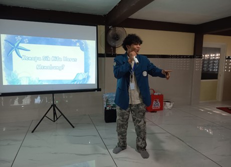 Suasana Paparkan Materi Tentang Pentingnya Menabung kepada Siswa – Siswi SD Muhammadiyah Sidayu (Foto: Dok. Pribadi)