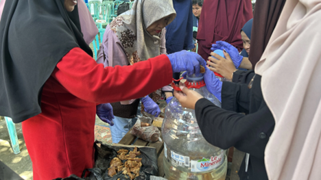 Program PELITA BBK-7 UNAIR Sukses Tuntaskan Masalah Sampah di Manyar Sabrangan