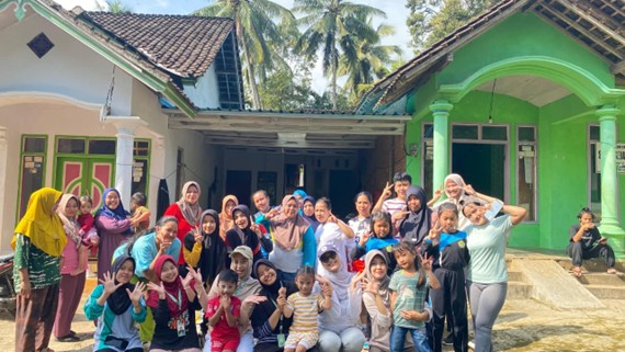 Dari Senam hingga Seduh Sari: Gerak Cegah Rematik Rutin Digelar di Desa Bulusari