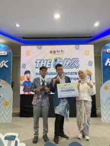 Tim FKG Universitas Airlangga meraih penghargaan Juara 3 pada The 8th Hasanuddin Dentistry Scientific Competition 2025. (Foto: Dok. Pribadi)