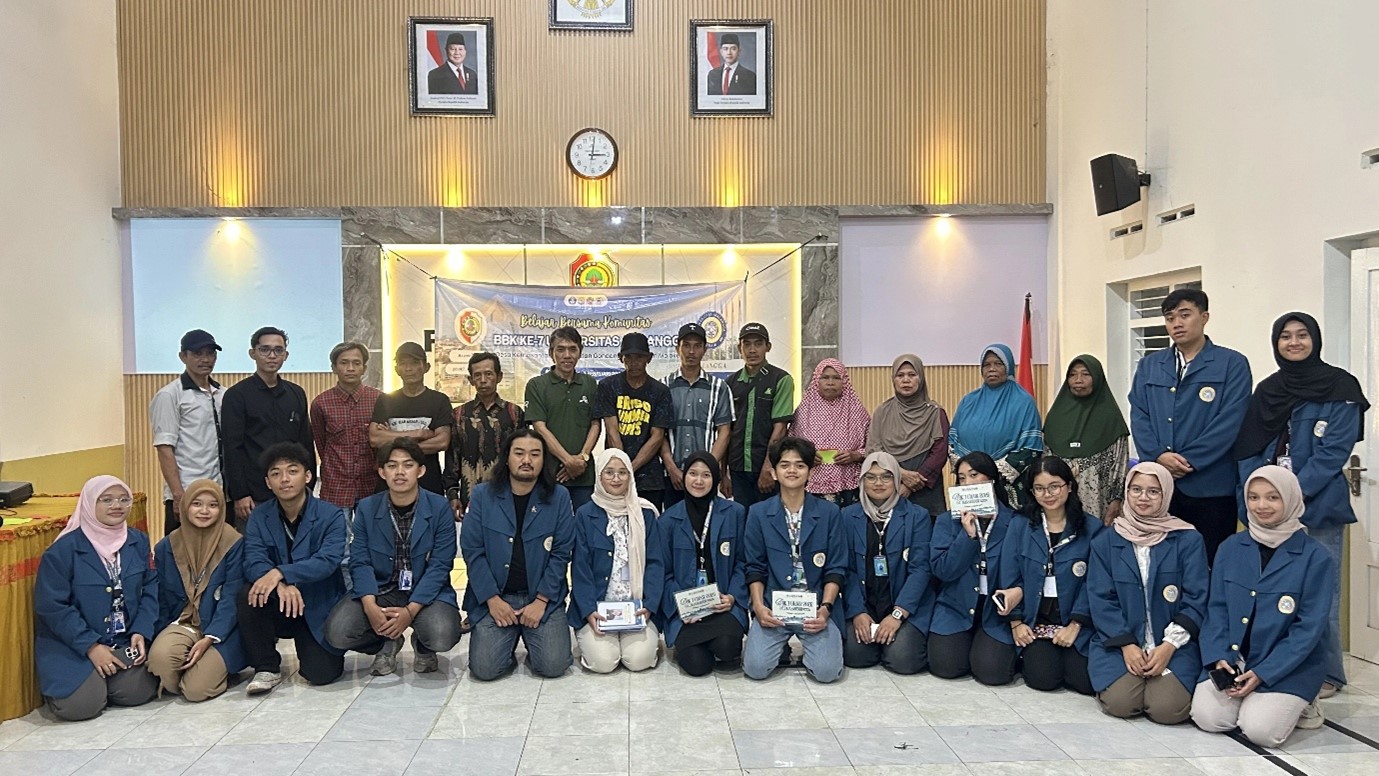 Foto bersama pada Penyuluhan Kesehatan Ternak Sapi Potong di Balai Desa Kemasantani, Kecamatan Gondang, Kabupaten Mojokerto, Rabu (21/01/2026) (Foto: Dok. Tim)