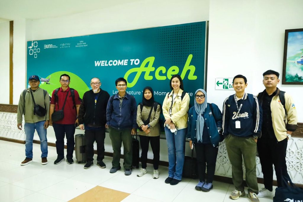 Foto tim keberangkatan pengmas UNAIR ke Aceh. (Foto: Humas UNAIR)