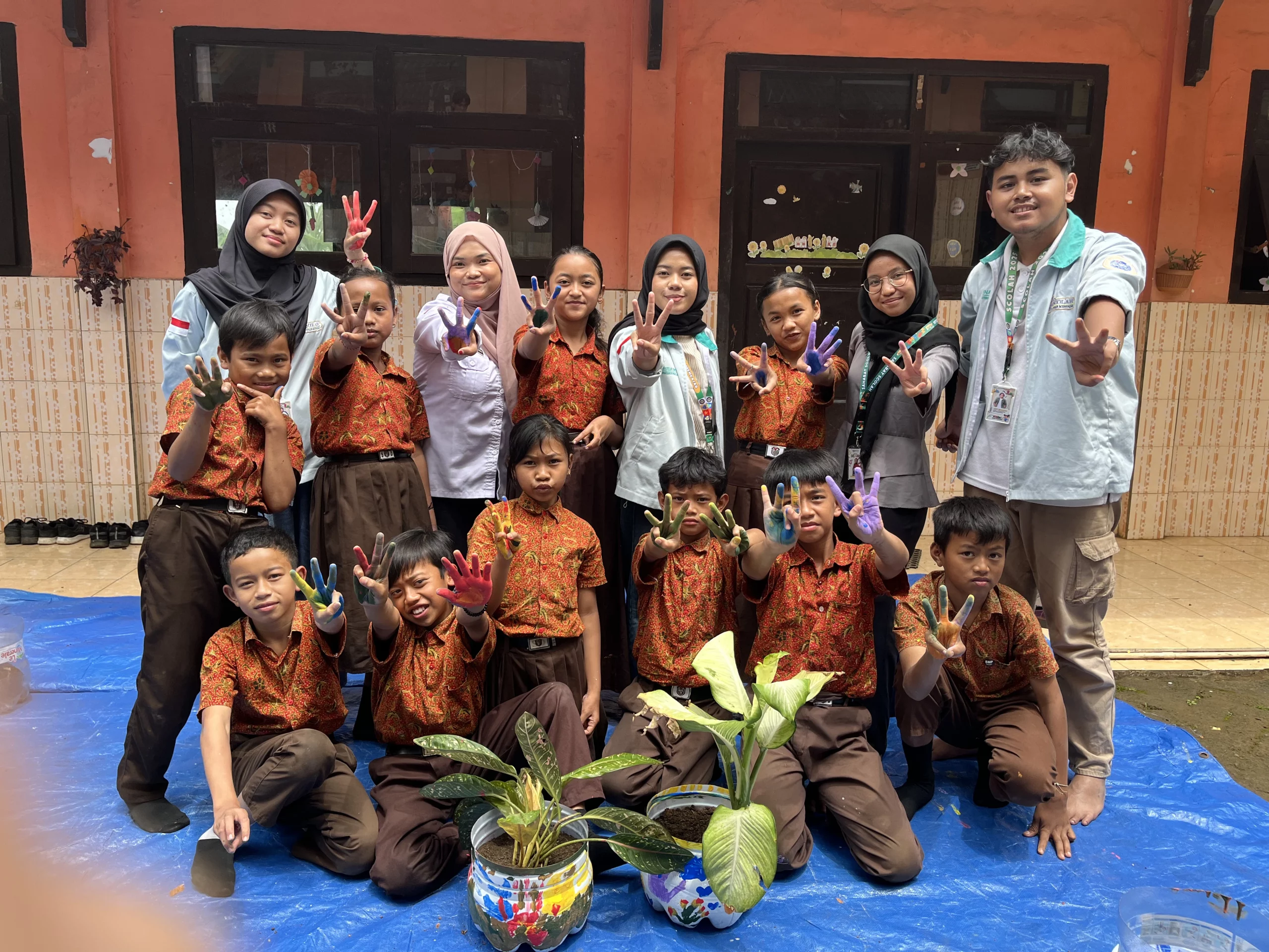 Pembelajaran Eksploratif Berkebun Siswa SDN Sedaeng 2 Tosari (Foto: Narasumber)