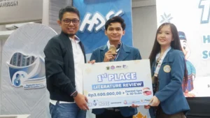 FKG Team from Universitas Airlangga Wins First Place in International Literature Review at The 8th Hasanuddin Dentistry Scientific Competition 2025 (Photo: Personal Documentation)