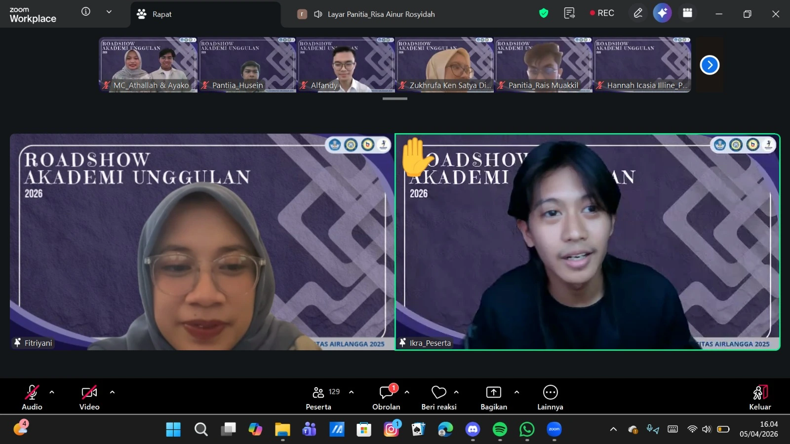 Nabila, Head of the Outstanding Scholarship Unit at UNAIR, delivered opening remarks at the Get to Know the Outstanding Scholarship seminar. (Photo: By courtesy)