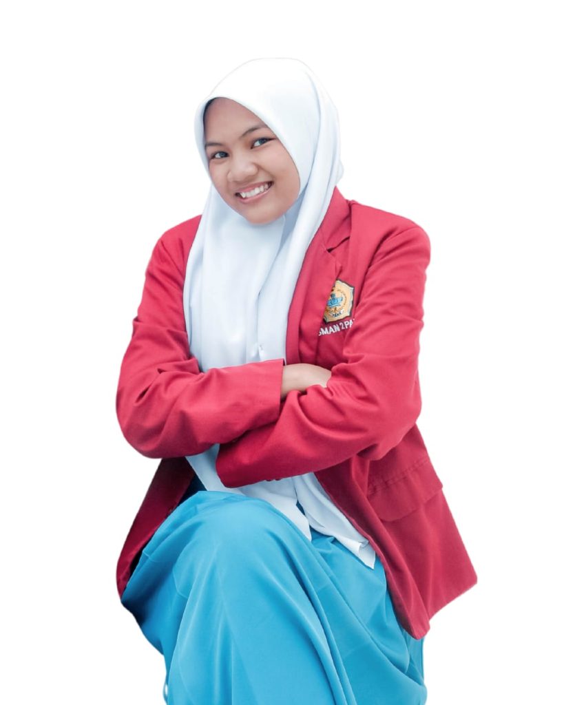 Quinsha Sammy Al Huda, mahasiswa baru termuda yang lolos SNBP program studi bahasa dan sastra inggris FIB UNAIR. (Foto: Istimewa).
