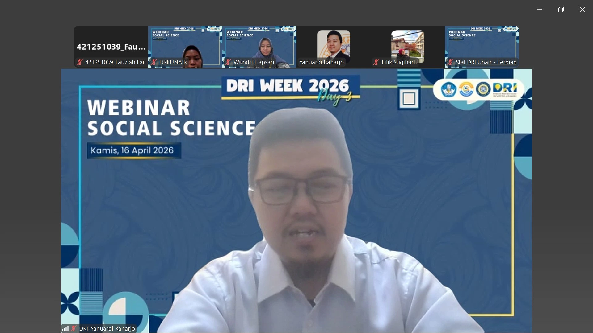Yanuardi Raharjo SSi MSc PhD saat memberikan sambutan dalam pembukaan “Inovasi Sosial: Kalau STEM Punya Paten, Kita Punya Apa?” sebagai rangkaian acara DRI WEEK 2026 di Universitas Airlangga, Kamis (16/4/2026). (foto: istimewa).