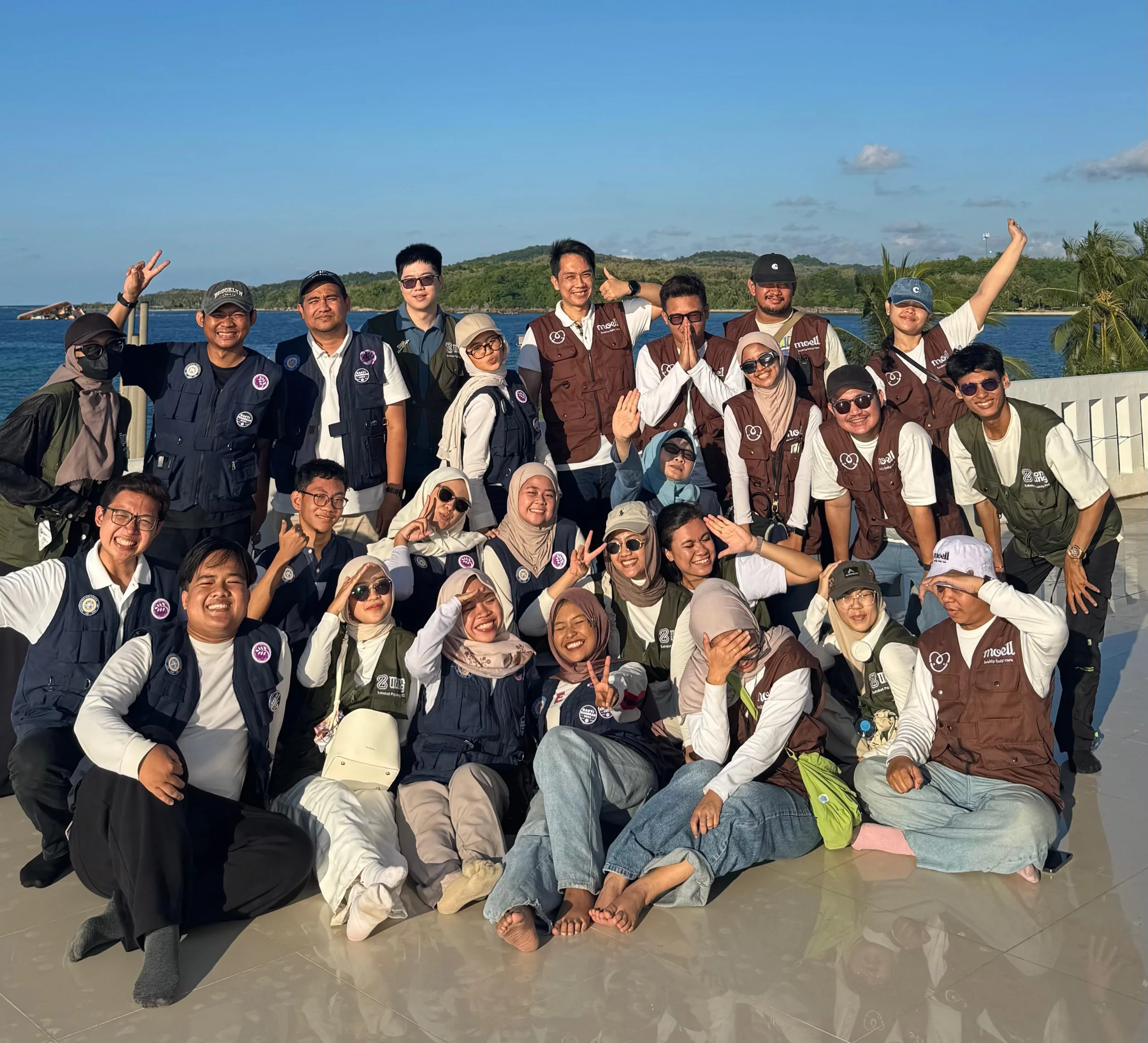 The CHeNECE research team alongside Mom Uung and Moell conducting research and community outreach activities on Kangean Island. (Photo: By courtesy)