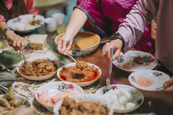 Illustration of processed meat consumption during Eid al-Adha. (Source: detikFood)