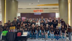 Panitia dan Juri ketika melakukan sesi dokumentasi saat Final Cup Tester Coffeetoria 2026 pada Minggu (10/5/2026). (Foto: Narasumber)
