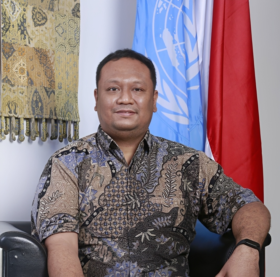 Erlangga Agustino Landiyanto, SE MA MSc MPA PhD alumnus S1 Ekonomi Pembangunan FEB UNAIR. (Foto: Istimewa)