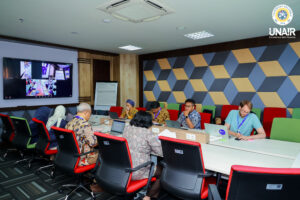 Sesi diskusi dan pemaparan riset arly Research Dissemination Forum INUcoST (Indonesian - Netherlands Partnership for Sustainable Futures) memasuki hari kedua pelaksanaan pada Selasa (30/6/2026). (Foto: PHMP UNAIR)