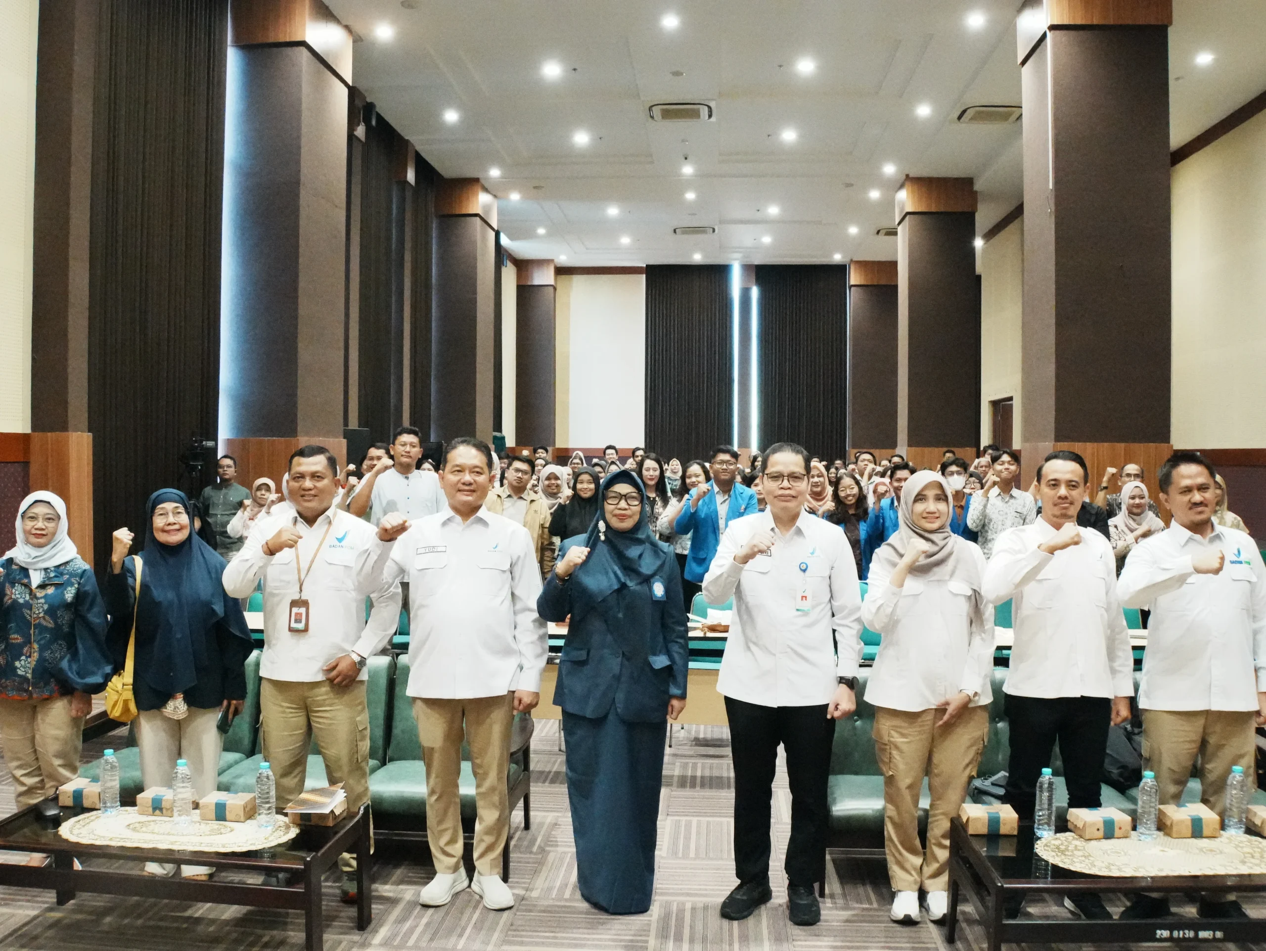 esi foto bersama Peningkatan Literasi Regulasi di bidang Obat Bahan Alam, Obat Kuasi, Suplemen Kesehatan dan Kosmetik (PATRIOTISME) Rabu (8/7/2026). (Foto: Istimewa)