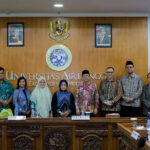 UNAIR Terima Studi Tiru Universitas Sari Mulia Banjarmasin di Ruang Pleno, Balai RUA, Kantor Manajemen Kampus MERR-C UNAIR. Senin (27/7/2026). (Foto: Debora)
