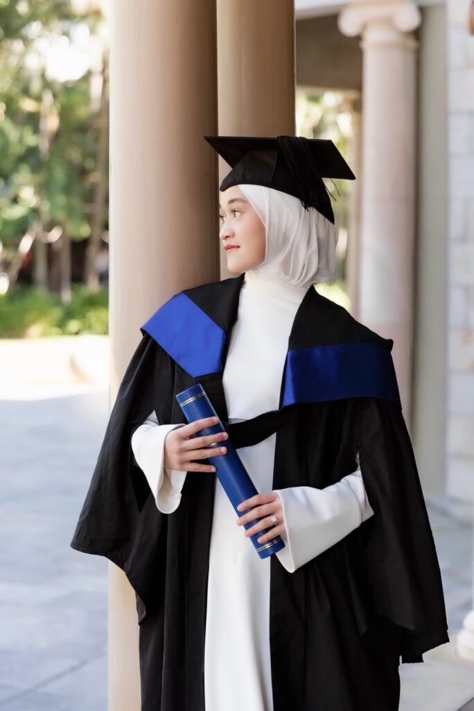 Saraf Affifah Rizky, alumni Fakultas Psikologi Universitas Airlangga (Foto: dok. pribadi)
