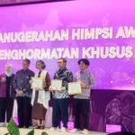 Dedikasi Bagi Negeri, Dua Dosen Psikologi UNAIR Raih Penghargaan di Kongres XV HIMPSI