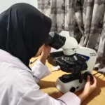 Mahasiswa UNAIR di PT Thai Union Sidoarjo Jaga Kesehatan Tambak Udang dari Balik Laboratorium