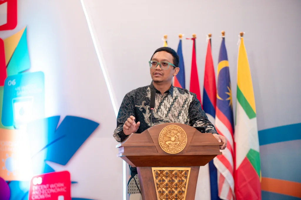 Prof Muhammad Miftahussurur dr MKes SpPD-KGEH PhD FINASIM dalam kegiatan SDGs Connect 11th IAC Meeting & 5th Health Promotion International. (Foto : istimewa).