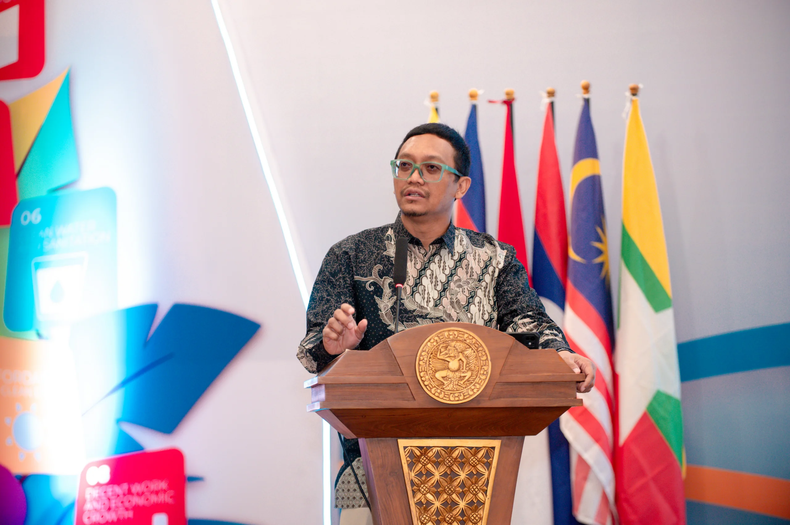 Prof Muhammad Miftahussurur dr MKes SpPD-KGEH PhD FINASIM dalam kegiatan SDGs Connect 11th IAC Meeting & 5th Health Promotion International. (Foto : istimewa).