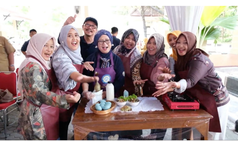 Belajar Olah Hasil Peternakan, Pelaku UMKM Lamongan Temukan Inspirasi Produk Baru