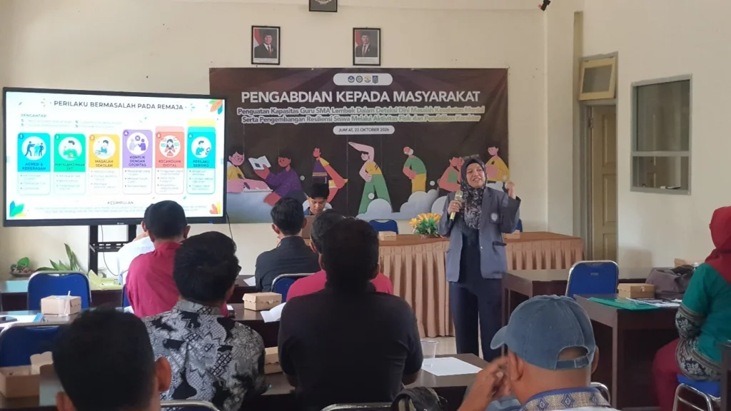 Universitas Airlangga (UNAIR) melaksanakan pengabdian kepada masyarakat bertajuk “Penguatan Kapasitas Guru SMA Lombok dalam Deteksi Dini Masalah Kesehatan Mental serta Pengembangan Resiliensi Siswa melalui Aktivitas Fisik dan Pendidikan Karakter” pada Jumat (23/10/2026) di Lombok, Nusa Tenggara Barat