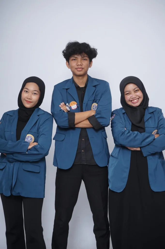 Usung Mikroalga untuk Transisi Energi Hijau, Tim UNAIR Lolos PIMNAS 